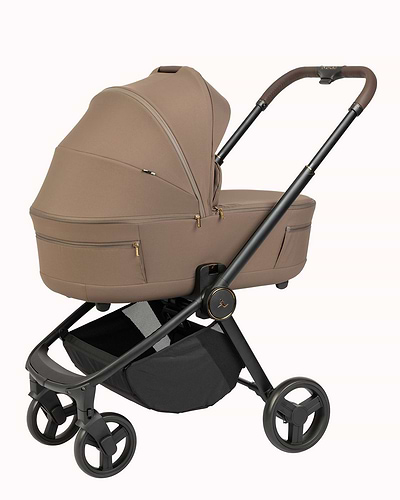 עגלת התינוק CIELO BASIC Z 2026 – הדגם החדש עם השדרוגים של 2026 בצבע מוקה