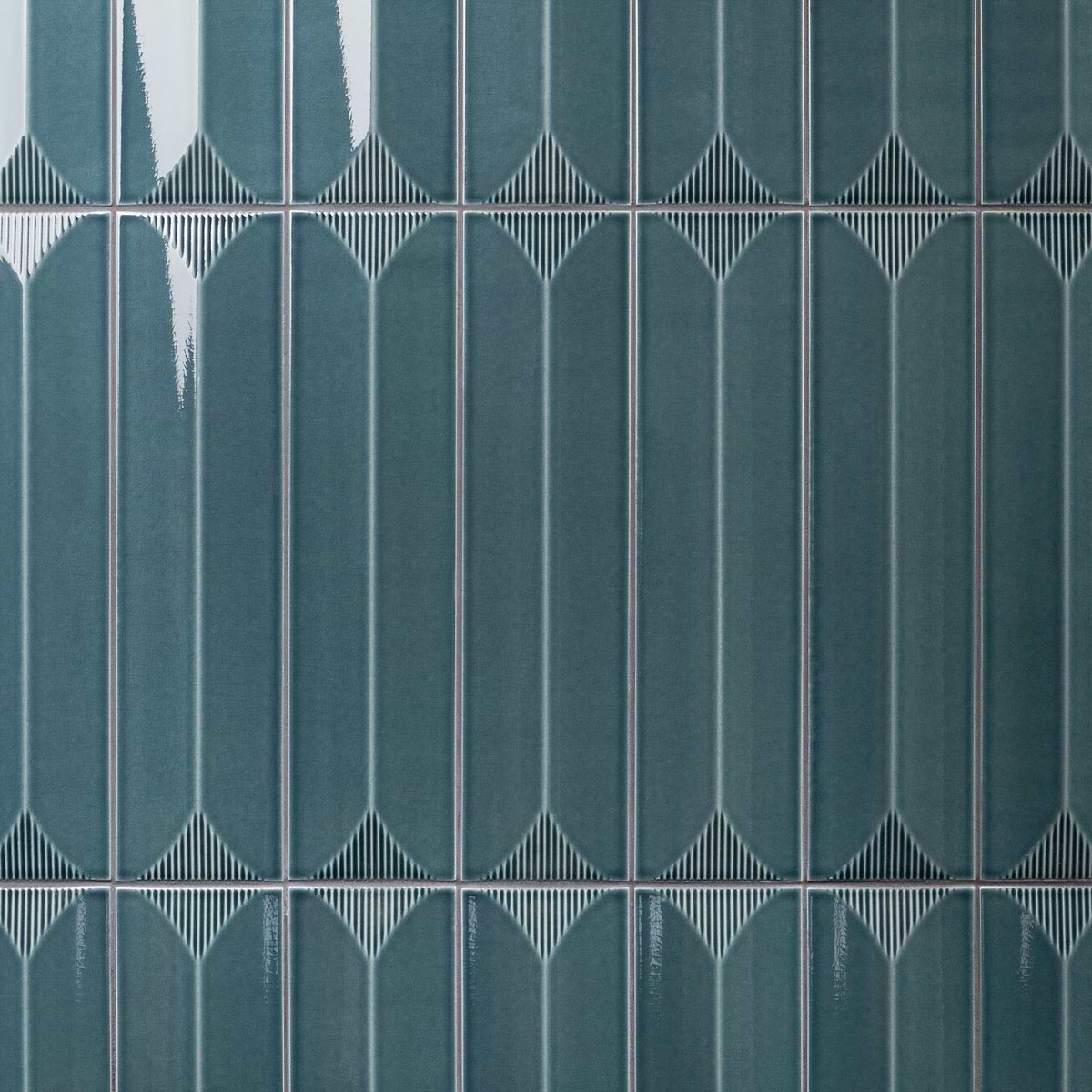 Retouch Inflex Emerald Green 4.5x18 3D Crackled Glossy Ceramic Tile 