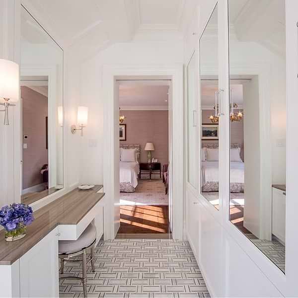 Interlace Asian Statuary & Athens Gray Polished Marble