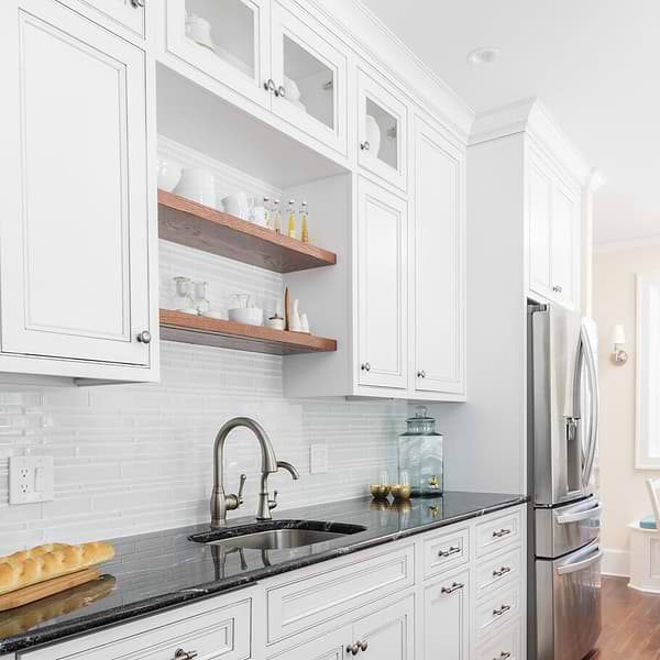 Loft Super White Tuscany Polished Glass