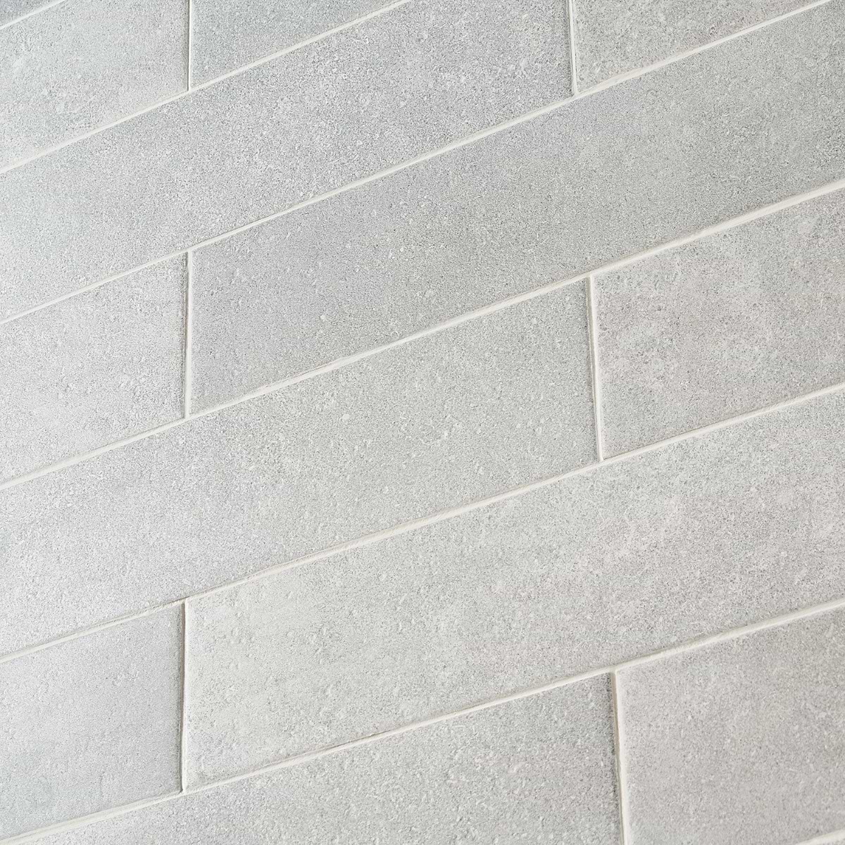 Shop Casterly Rock Gris 4x19 | SohoStudioCorp.com