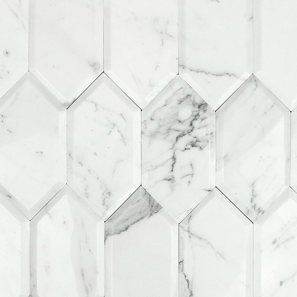 Close Out - Elongated Beveled Hexagon Calacatta 