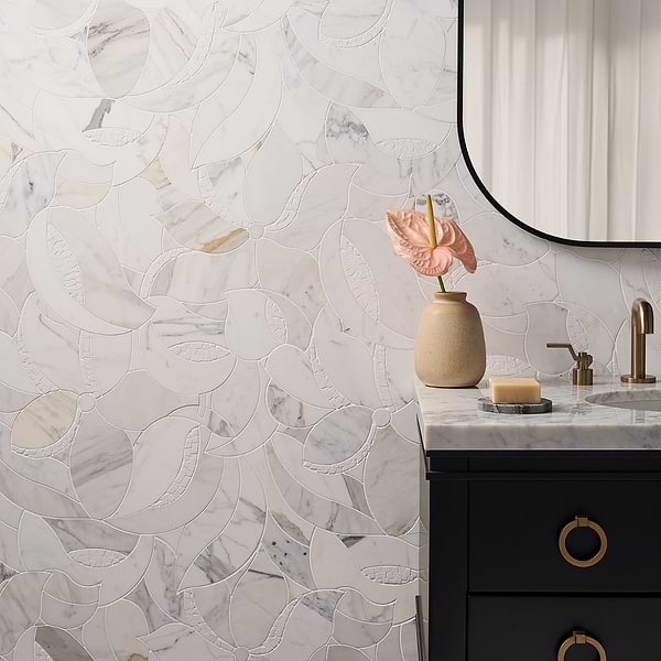 Kendall Calacatta Gold Polished Mosaic; in White Calacatta Gold, Thassos; for Backsplash, Bathroom Floor, Bathroom Wall, Commercial Floor, Floor Tile, Kitchen Floor, Kitchen Wall, Shower Floor, Shower Wall, Wall Tile; in Style Ideas Traditional