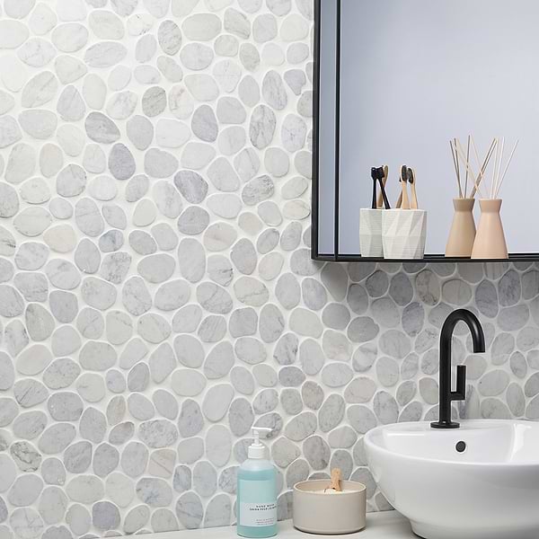 Pebblestone Carrara XL Round Natural Stone Honed Marble