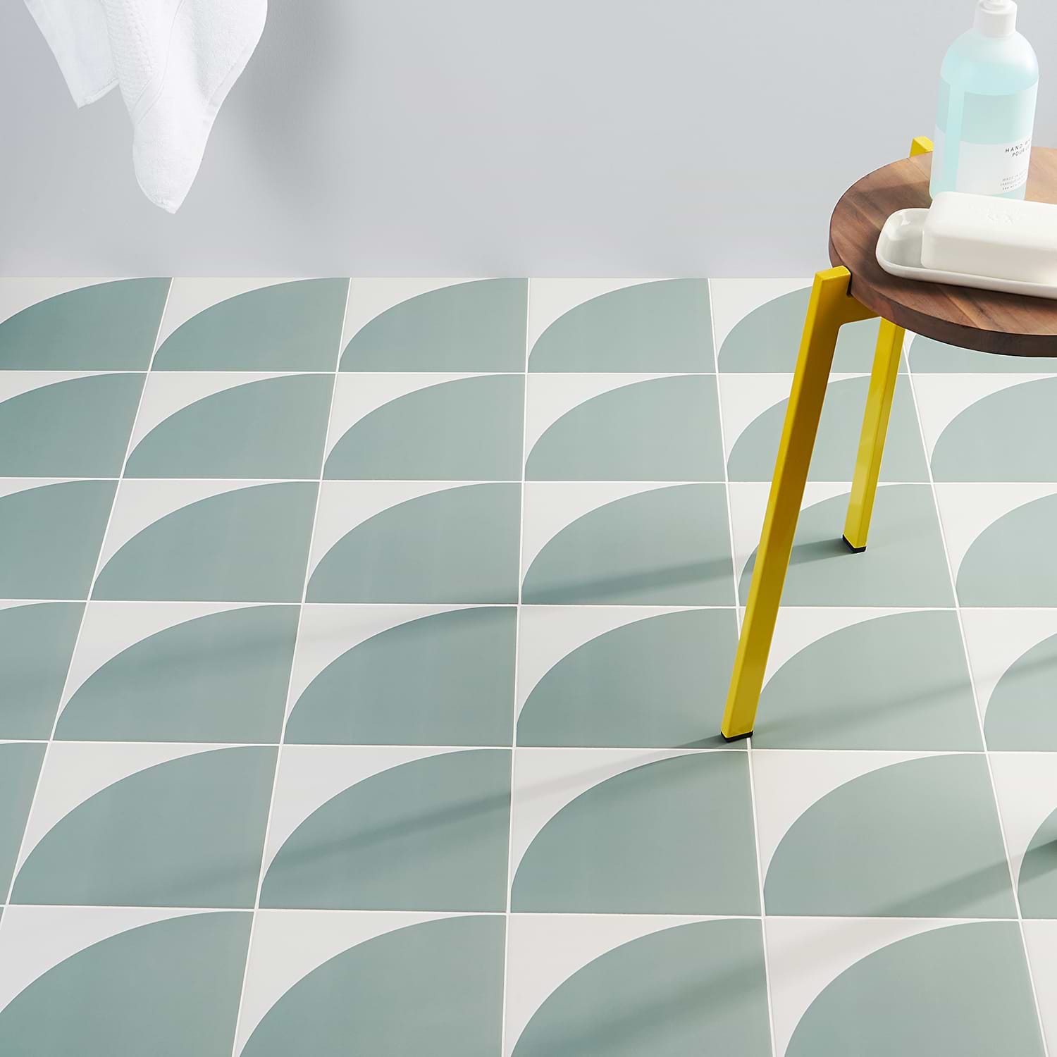Shop Stacy Garcia Maddox Deco Floor Mineral Green 8x8