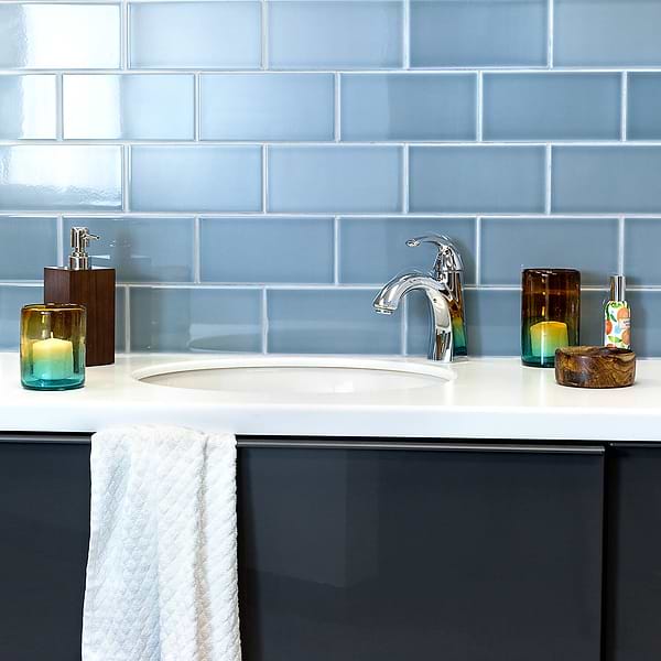 Vector Azul 4x8 Polished Ceramic Tile