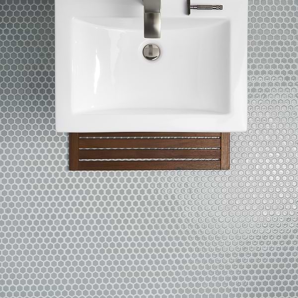 Simple 2.0 Rimmed Mist Gray 1" Hexagon Polished Porcelain Mosaic