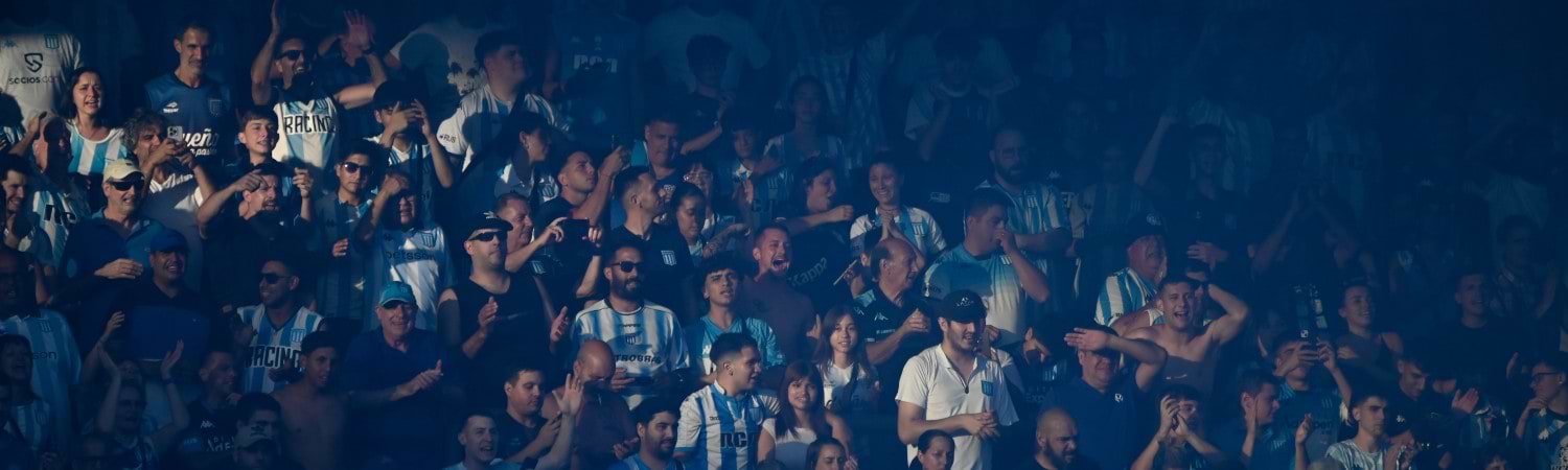 fan en primer clasico de Racing a Independiente 1931