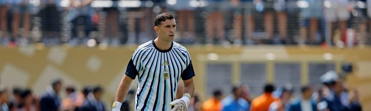 portero Emiliano Martinez en el Argentina vs Bolivia