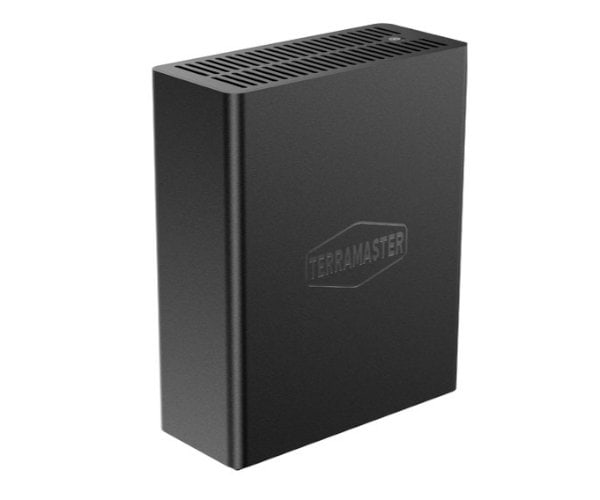 שרת אחסון Terramaster F8 SSD 8-Bay M.2 NAS N95 8GB DDR5 10GbE