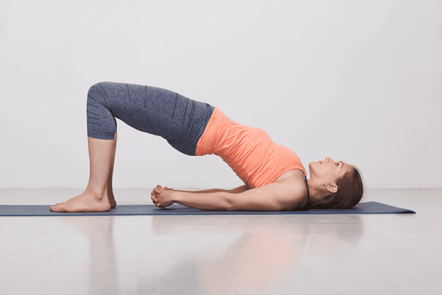 Setubandhasana-postura- ponte-yogateria