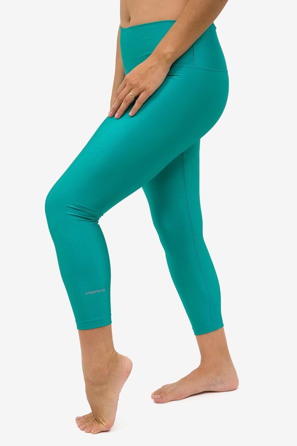 legging-shine-78-yogateria-turquesa-05