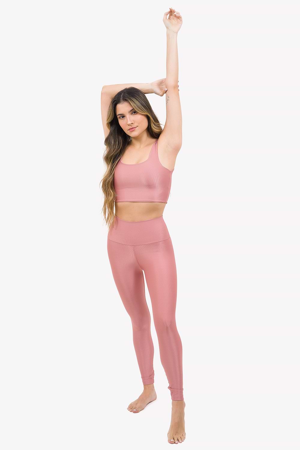 top-cropped-space-soft-shine-yogateria-rosacha-02