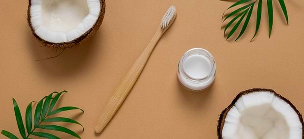 oil-pulling-yogateria3