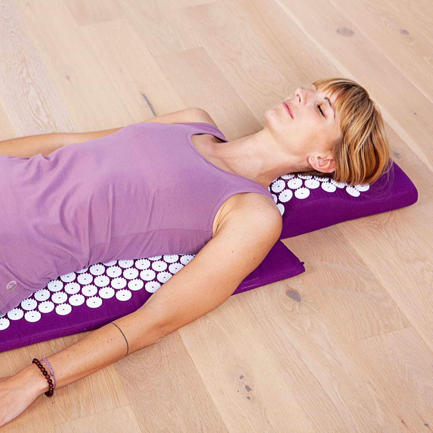 tapete-acupressao-vital-yogateria-ameixa7