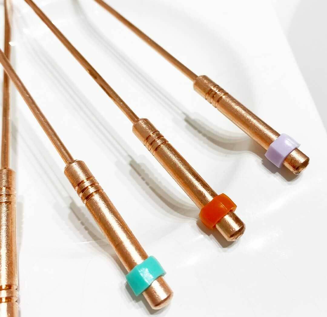 Limpador de Língua 100% cobre puro (3 Unidades) 22 limpador-identificador-3-2-raspadordelingua-yogateria