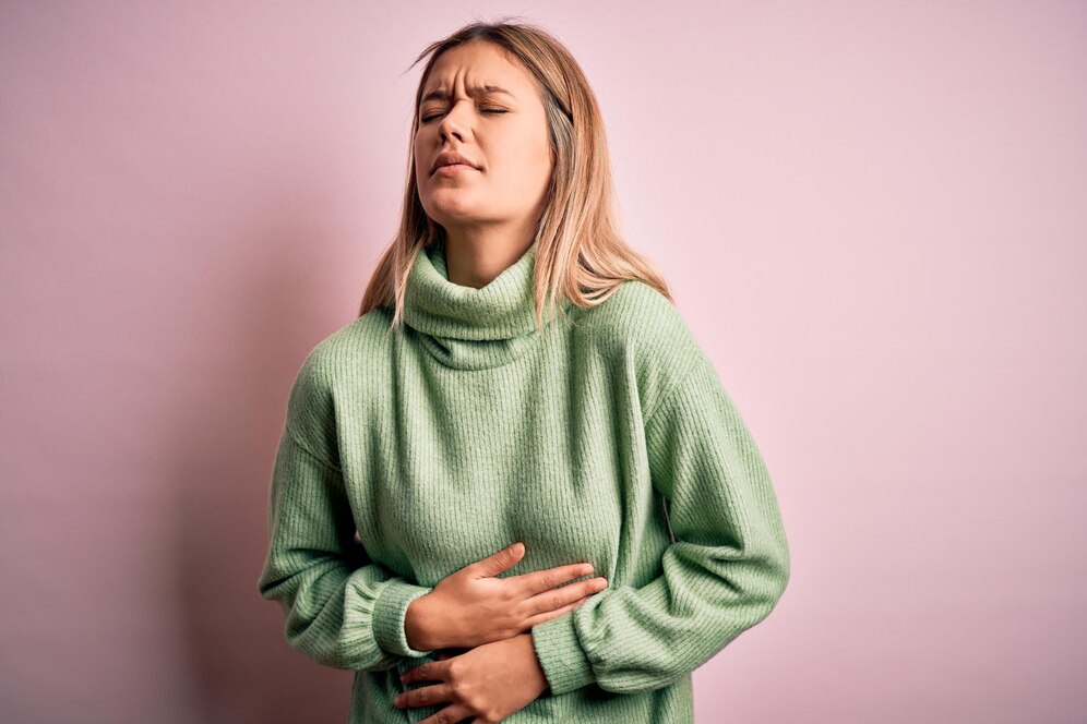 colica-menstrual-yogateria