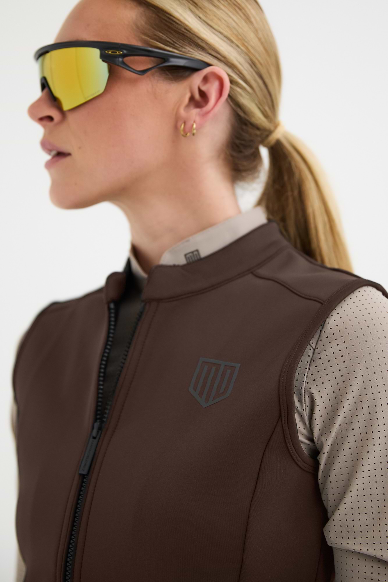 Light Vest