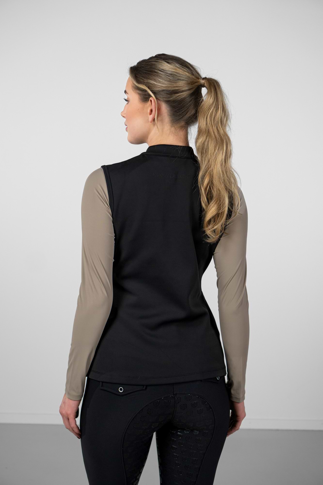 Light Vest