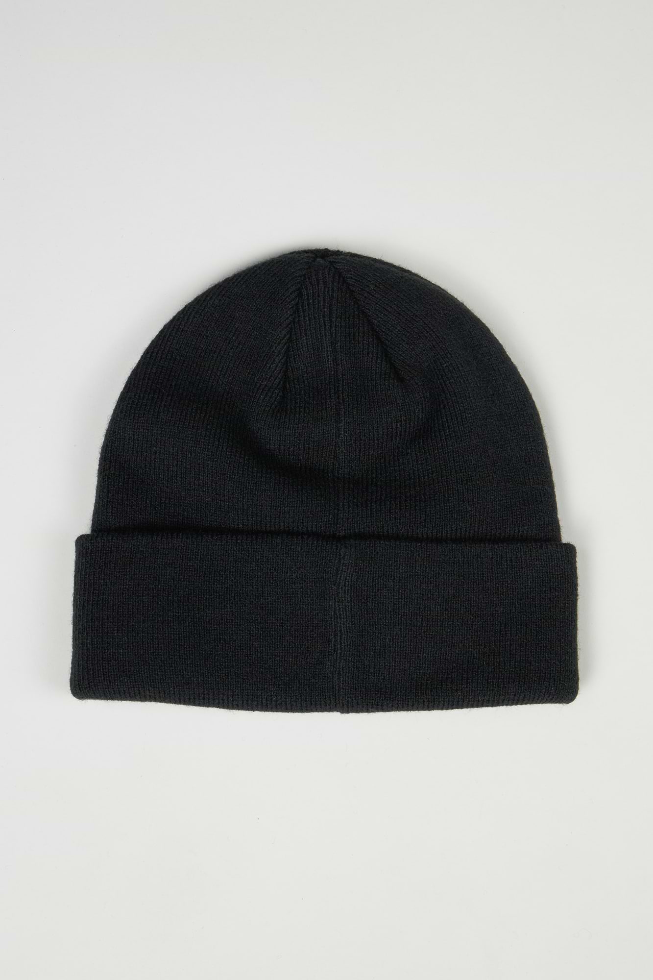 Bonnet à écusson