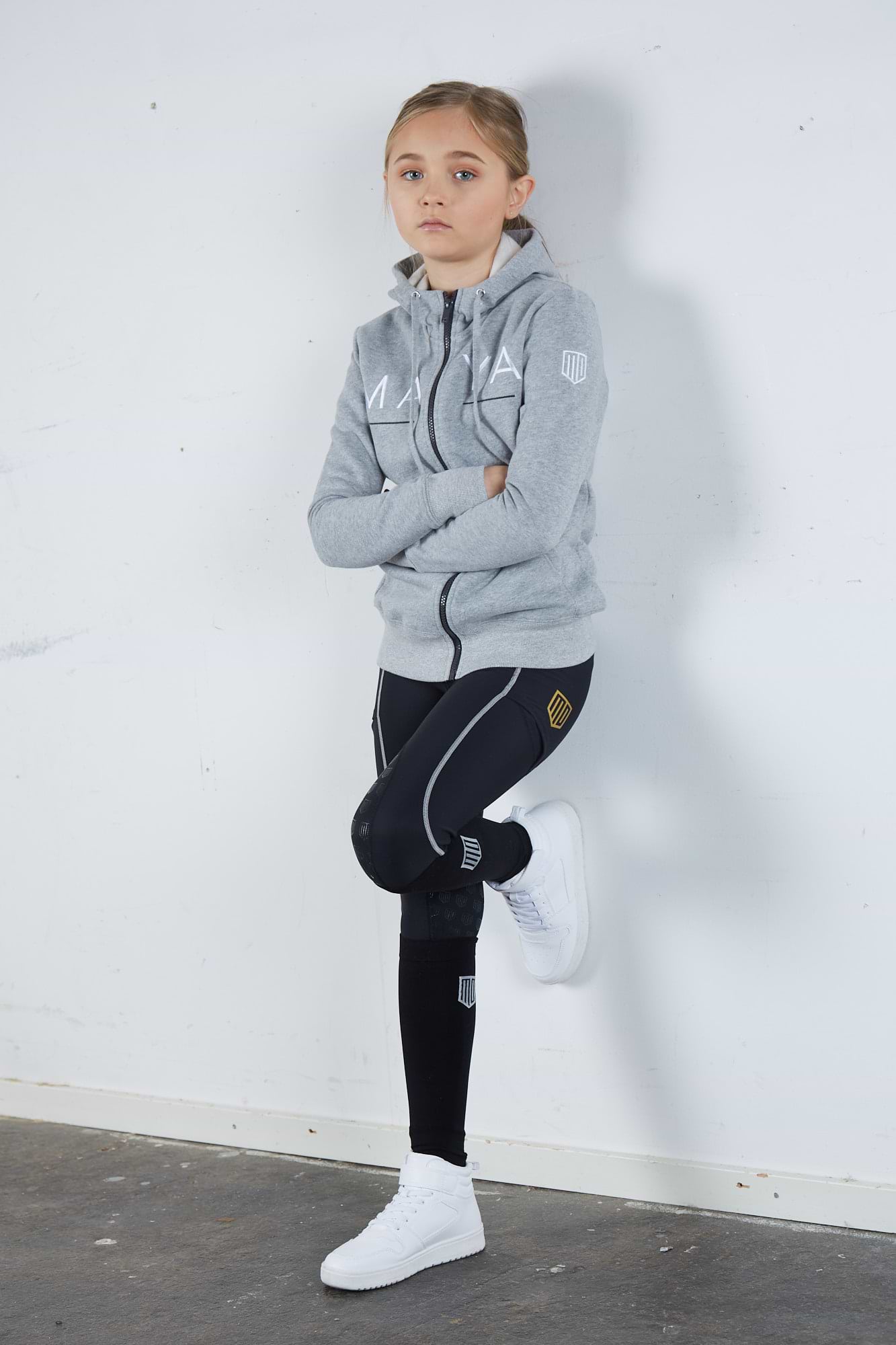 YR Basic Hoodie
