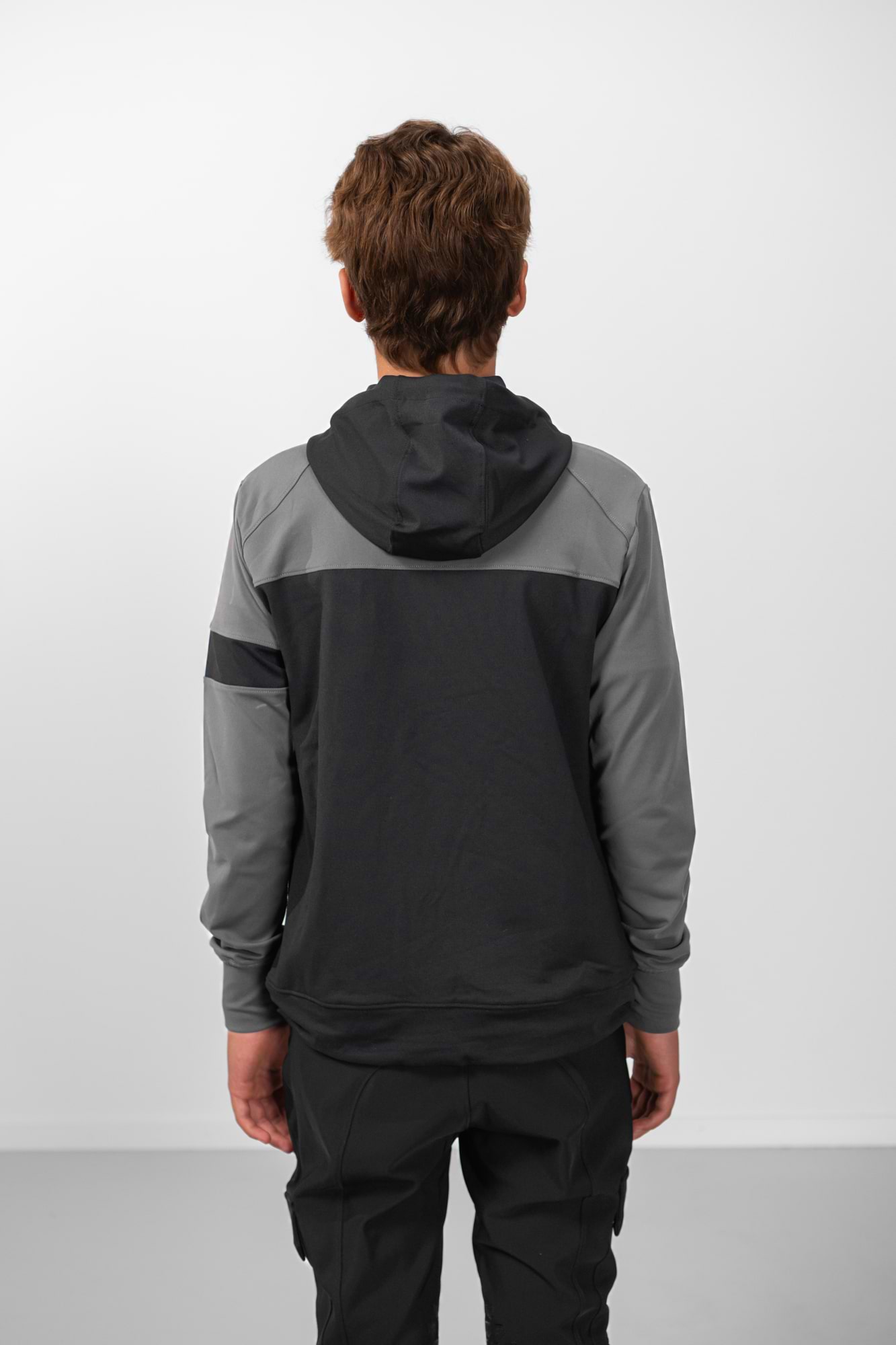 YR V Hoodie