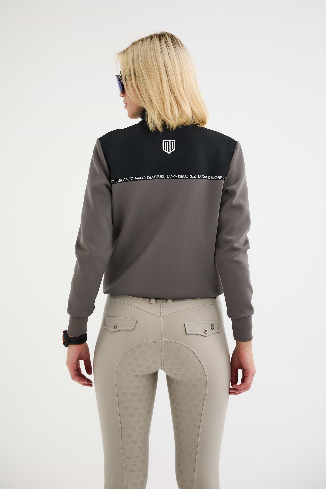 Pull à demi-zip