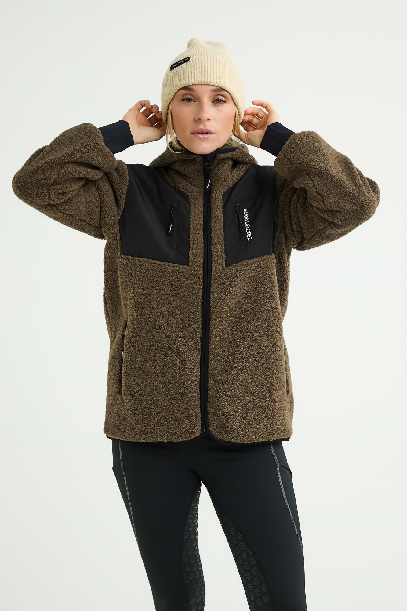 Veste en teddy à capuche