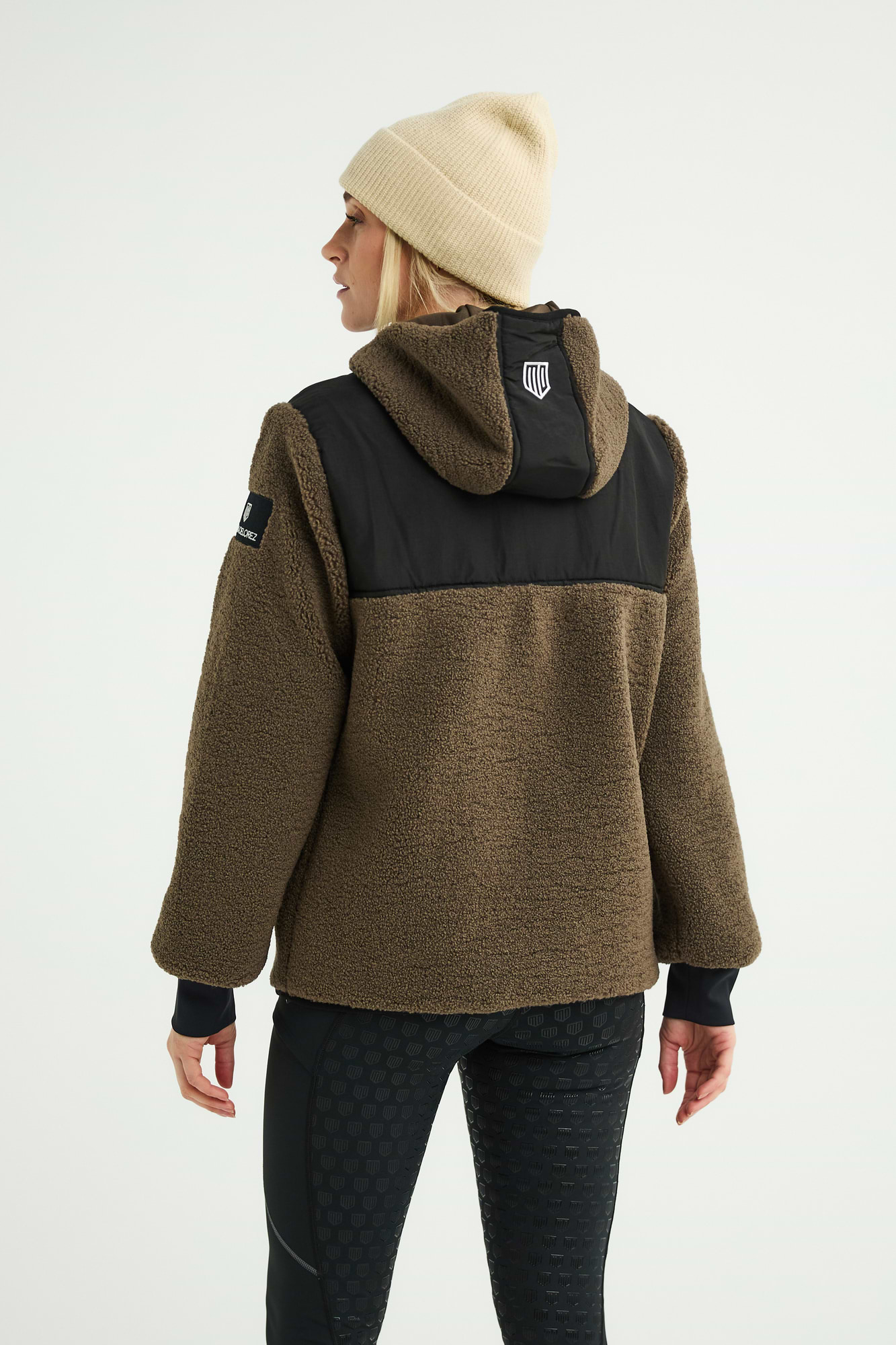 Veste en teddy à capuche