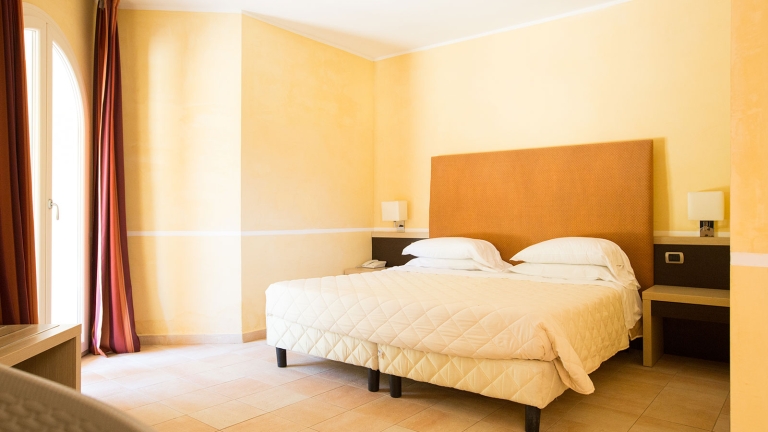 garden club double bedroom