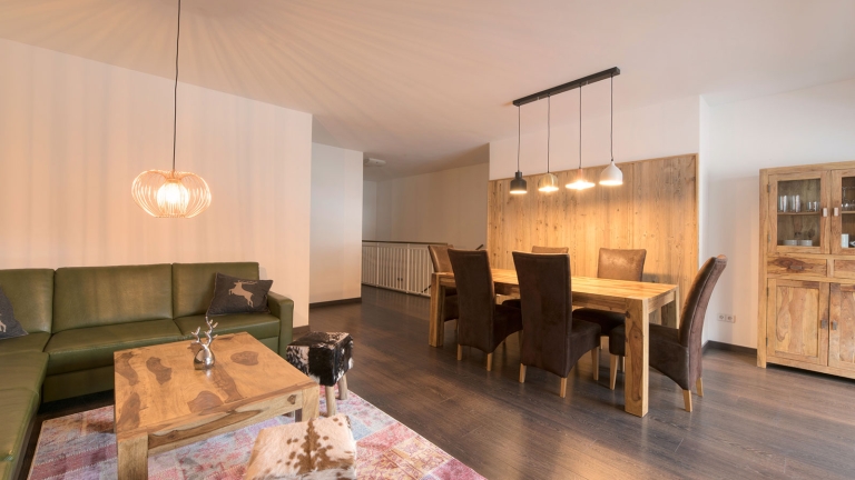 The modern and contemporary Chalet Gretl