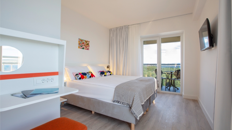 Hotel double room at Alana Beach Club 