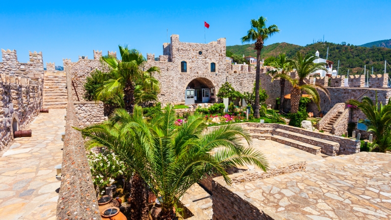 Pay a visit to nearby Marmaris Castle 