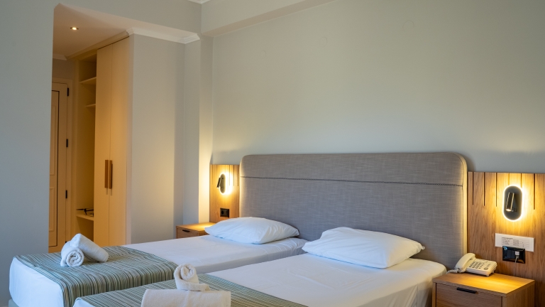 Twin or double room at Cosmos Beach Club