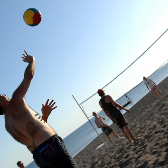 beach volleyball