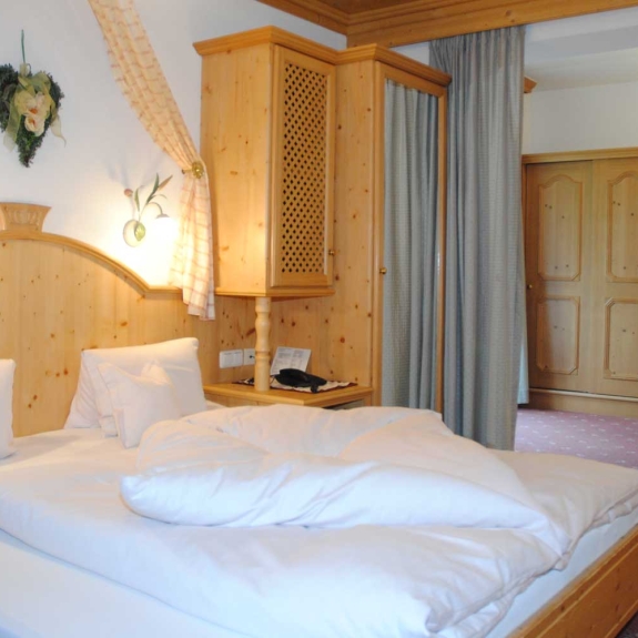 A spacious premium twin room