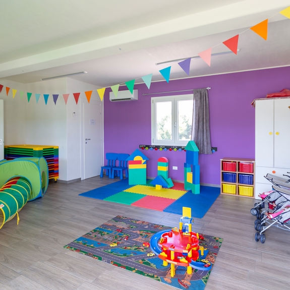 Sea Urchins club room