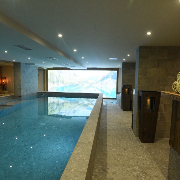 Spa with large pool