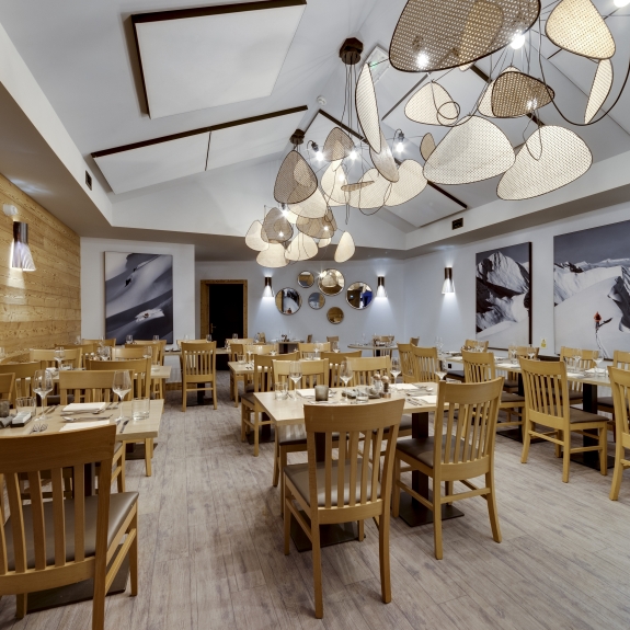 Restaurant at Hotel Ducs de Savoie