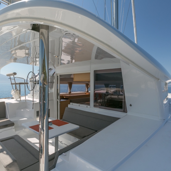 Large deck on the Lagoon Catamaran