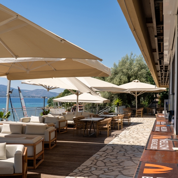 Kirki beach bar at Vounaki Beach Club