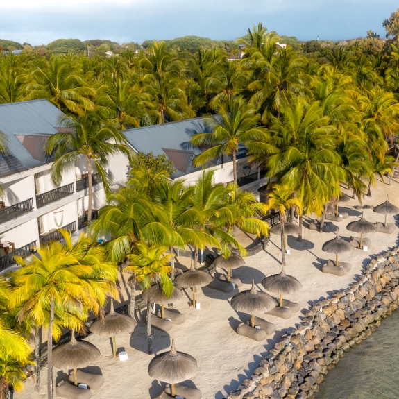 Beachfront Suites and Adult Beach at Neilson x The Ravenala Attitude