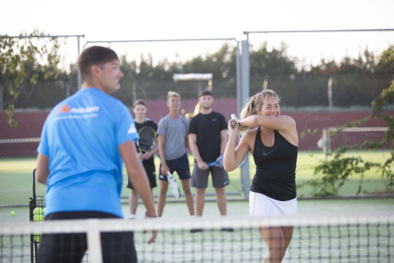 Beginner tennis group