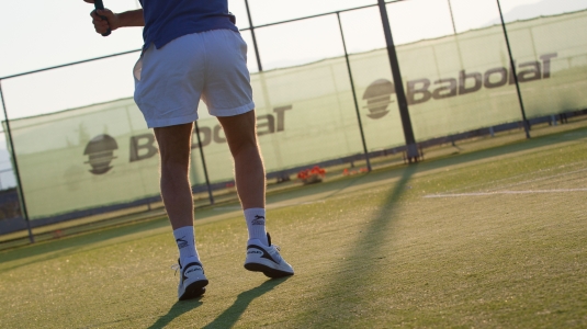 People playing tennis