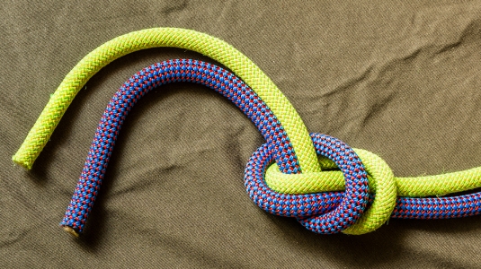 Overhand knot