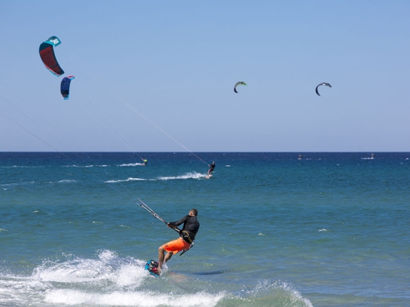 Kitesurfing