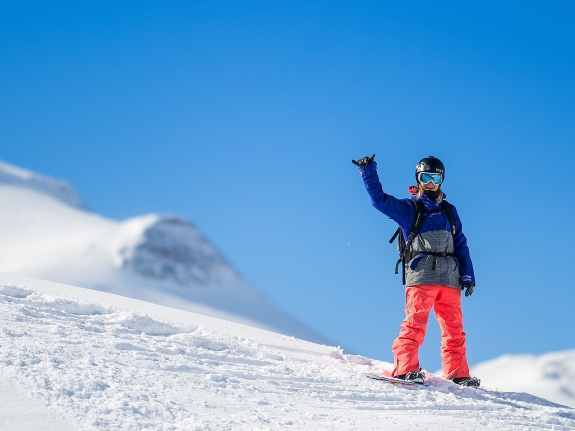 Snowboarder on a piste