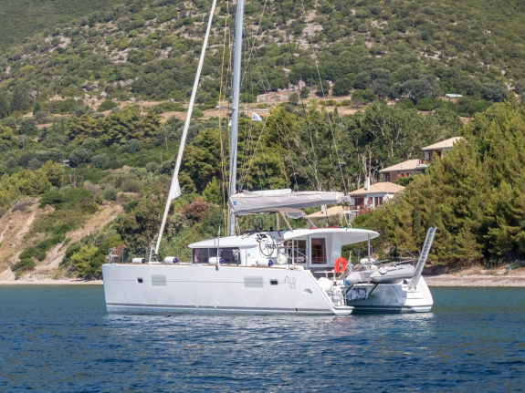 Lagoon Catamaran 400S2
