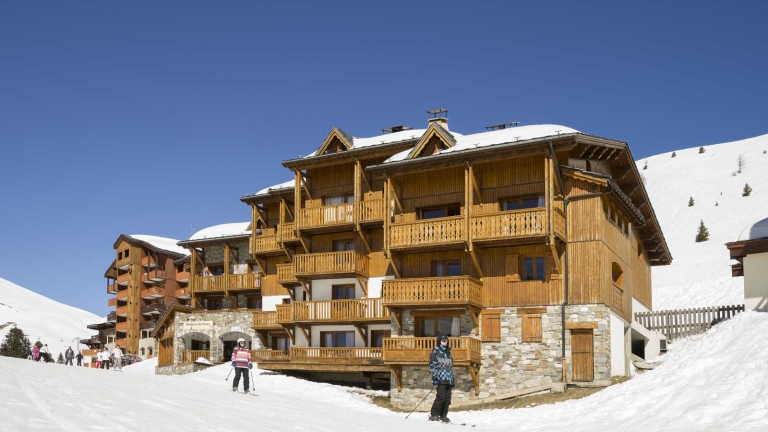 Neilson Chalet Des Cimes