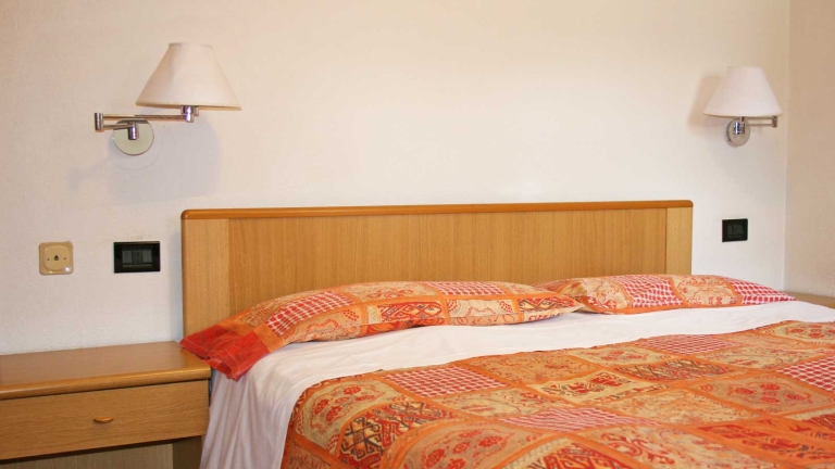 A double room in a one bedroom apartment